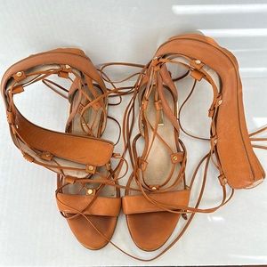 Size 9.5 Louise et Cie leather cognac gladiator sandal